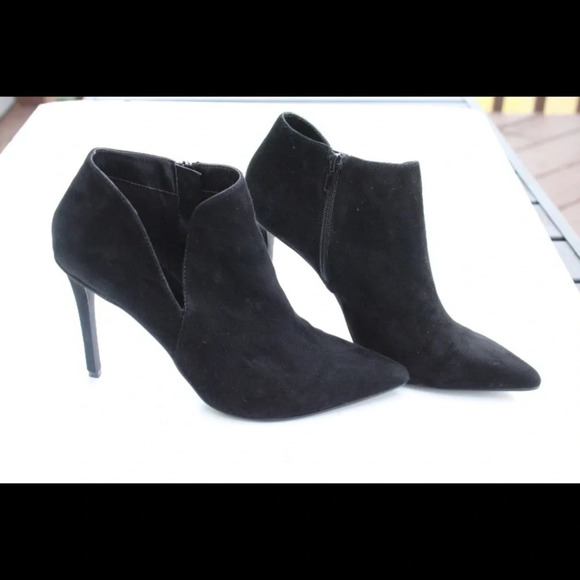 Steve Madden booties - Picture 3 of 13